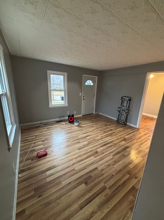 Building Photo - 127 W Jackson St