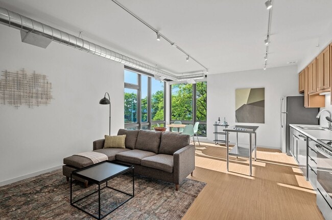 Interior Photo - Montgomery Place