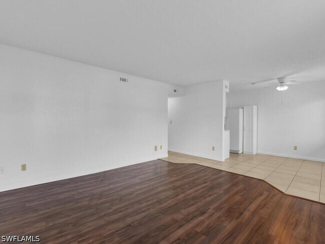 Foto del edificio - 4617 Bayshore Dr