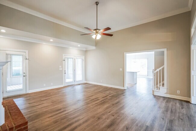 Foto del edificio - 2802 Crazy Horse Ct