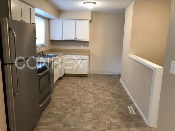 Foto del edificio - 2650 Maywood Rd