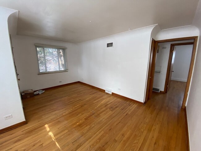 Photo - Simply Adorable Two Bedroom Apartment right near Denver University
