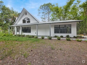 Building Photo - 10075 Sandy Run Rd