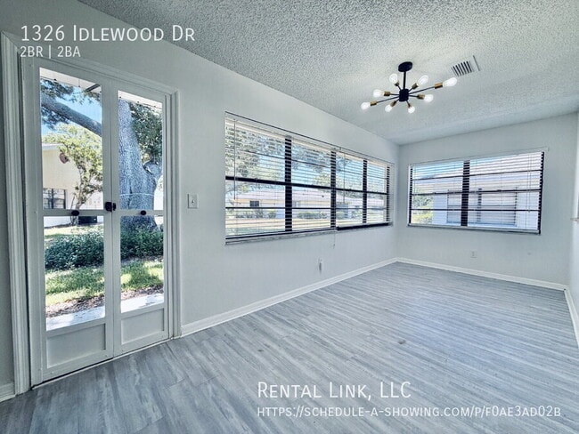 Building Photo - 1326 Idlewood Dr