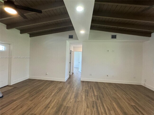 Foto del edificio - 8400 SW 46th St