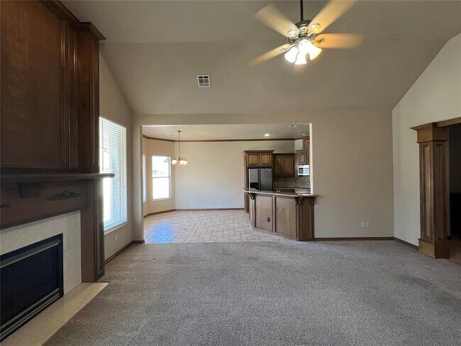 Foto del edificio - 16505 Moorgate Ln