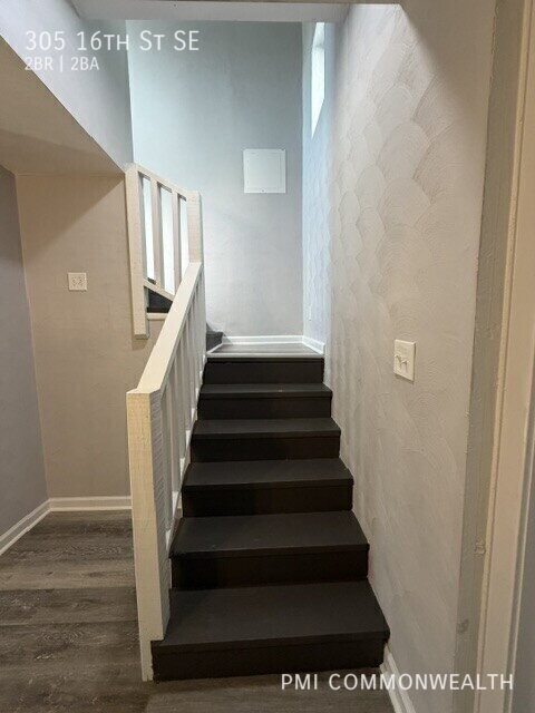 Foto del edificio - 305 16th St SE