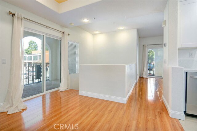 Foto del edificio - 600 E Walnut St