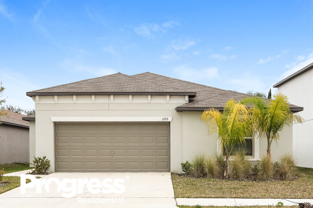 1592 Blue Rose Dr, Ruskin, FL 33570 House for Rent in Ruskin, FL