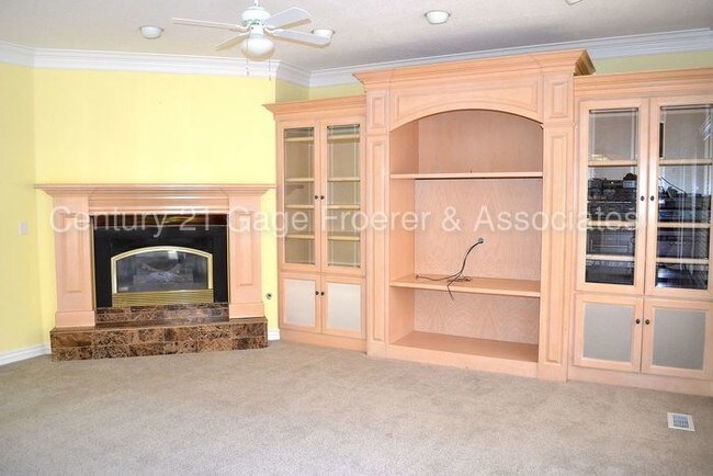 Foto del edificio - 2855 Pinewood Ln
