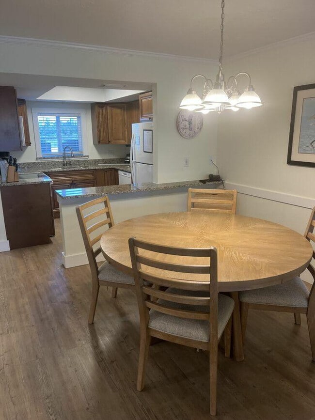 Foto del edificio - 7785 Estero Blvd