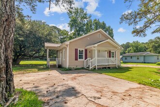 Building Photo - 109 Rodeo Ln