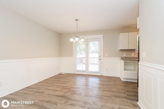 Building Photo - 675 SOUTHVIEW DR, OLD HICKORY, TN 37138
