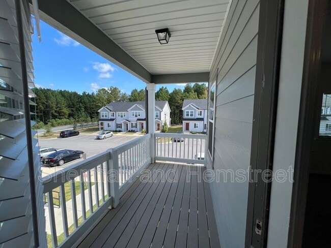Building Photo - 5005 Mimosa Dr