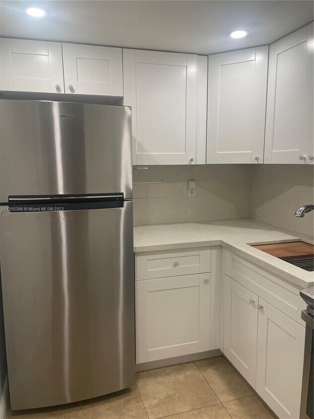 8609 SW 68th Ct Unit 21, Pinecrest, FL 33156 Condo for Rent in