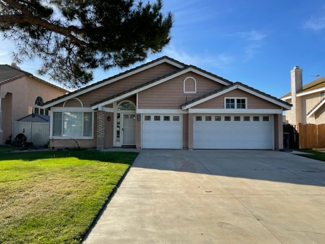 Primary Photo - 2956 Bronco Dr