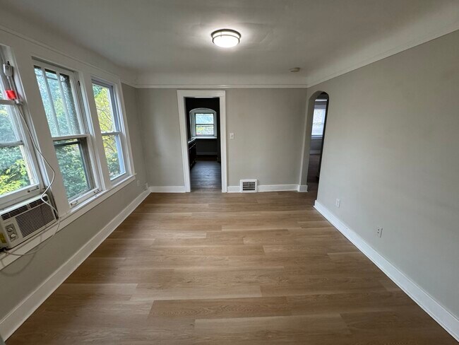 Comida - 260 Spencer St