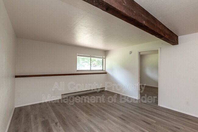 Foto del edificio - 2626 Juniper Ave