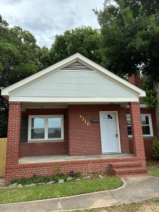 Building Photo - 4308-4310 St Francis Ave
