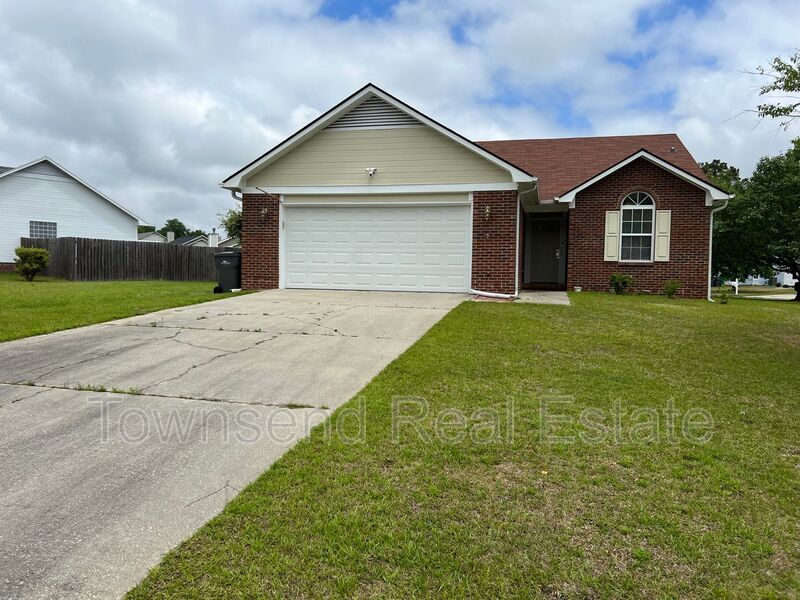 Foto principal - 3031 Kingfisher Dr