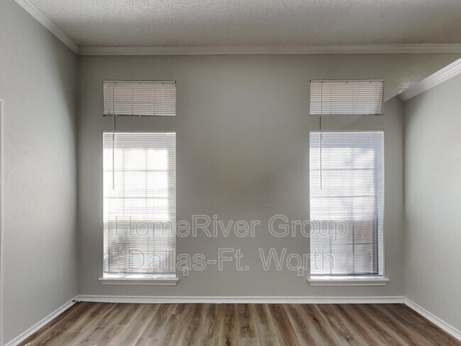 Building Photo - 1029 Matthew St