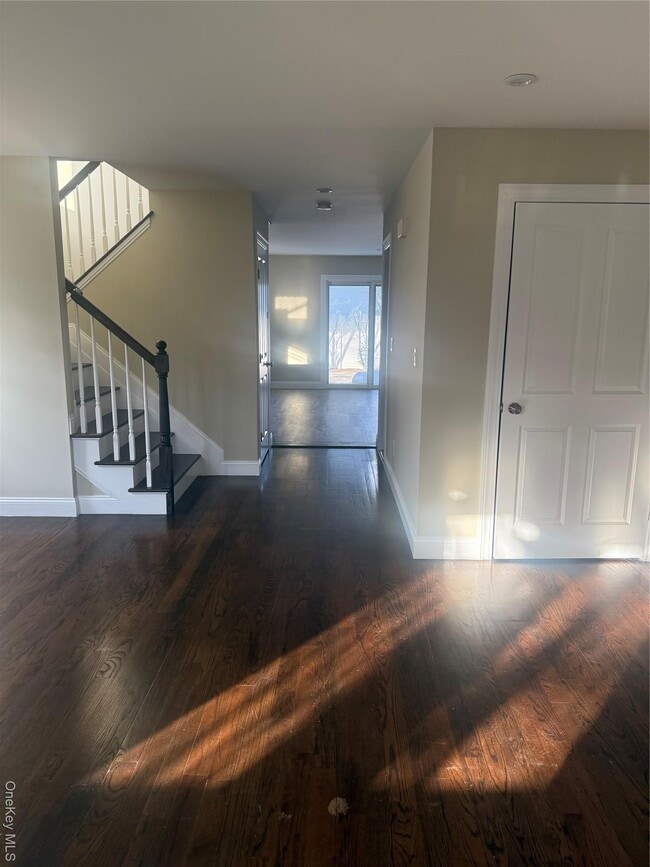 Building Photo - 75 Lenox Ave