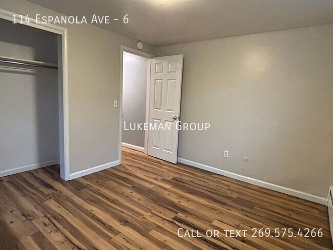 Foto del edificio - 114 Espanola Ave