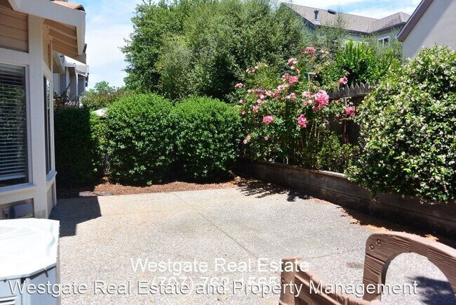 Foto del edificio - 3 br, 2.5 bath House - 1985 Rainier Circle