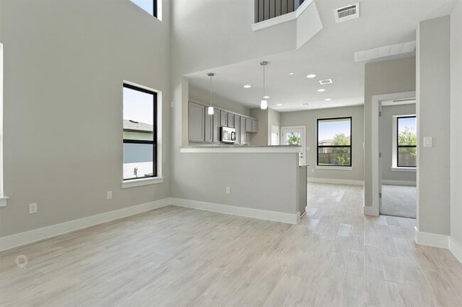 Building Photo - 12314 Maypole Bend