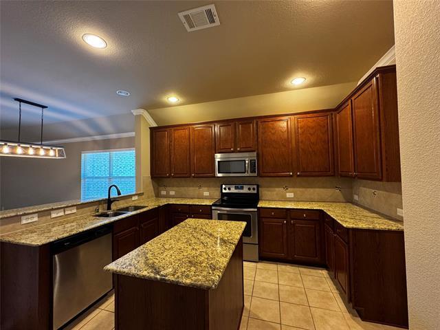 Building Photo - 4548 Fern Valley Dr