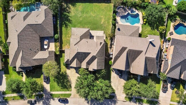 Foto del edificio - 26319 Millies Creek Ln