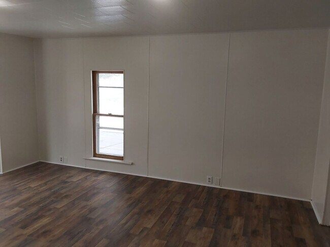 Foto del edificio - 306 N Elm Ave