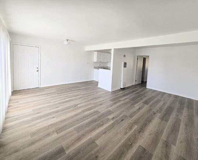 Building Photo - 1822 W Sumac Ln