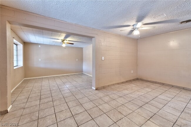 Building Photo - 1816 Merze Ave