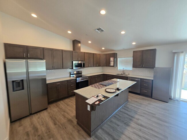 Building Photo - 7650 Rockaway Ave