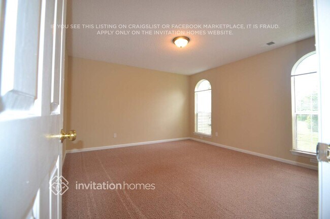 Foto del edificio - 10426 Northwoods Forest Dr