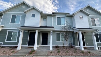 Building Photo - 912 E Barrelman Ct