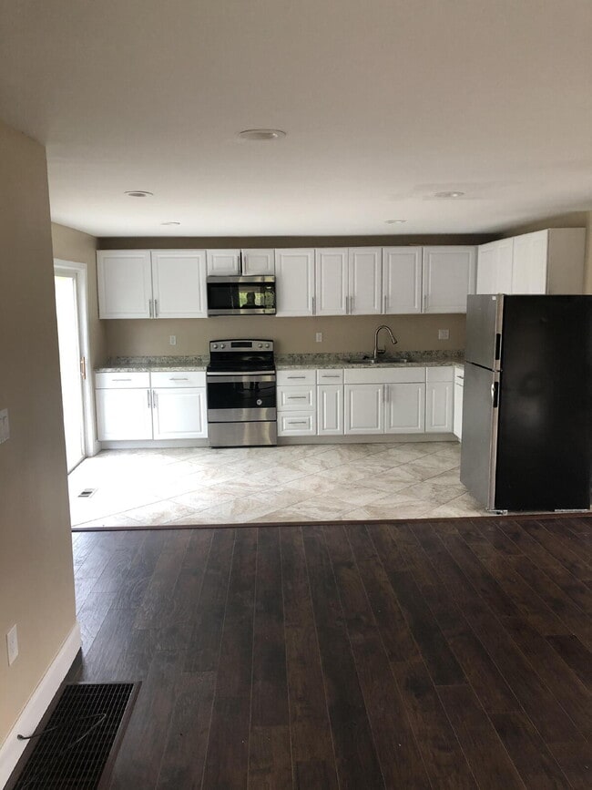 Photo - Nice, quiet 3/2 in North Huntingdon Apartment