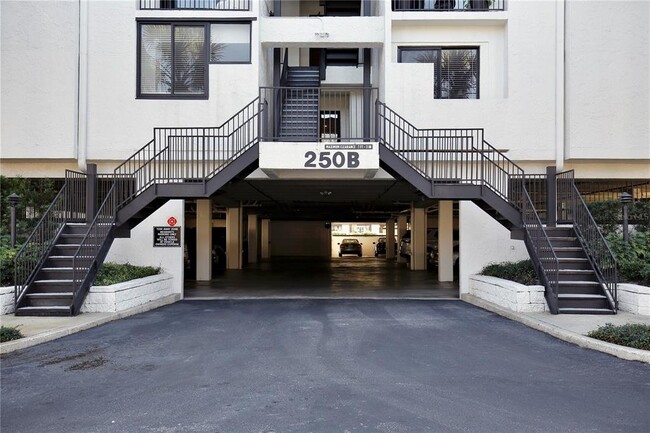 Building Photo - 250 Carolina Ave