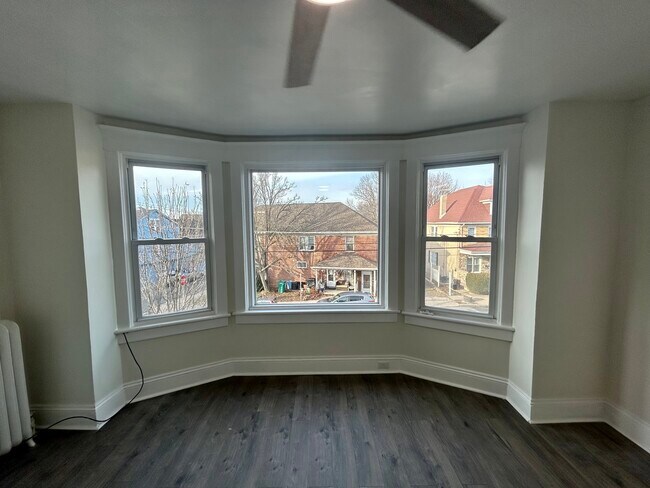 Foto del edificio - 2246 Birch St