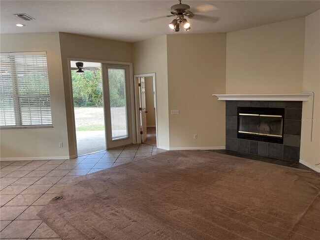 Foto del edificio - 6390 Baker Rd