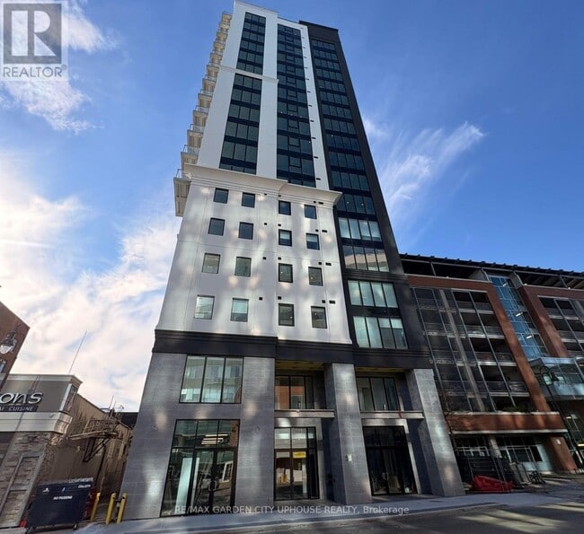 Building Photo - 57 Carlisle St