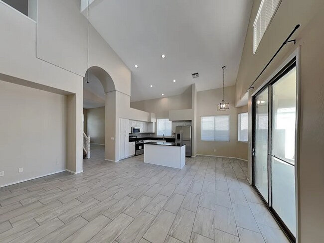 Foto del edificio - 8786 W Augusta Ave