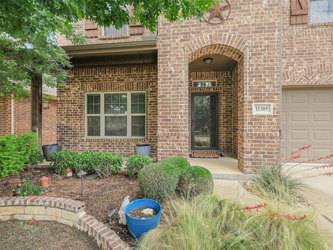 Photo - 11305 Amistad Dr House
