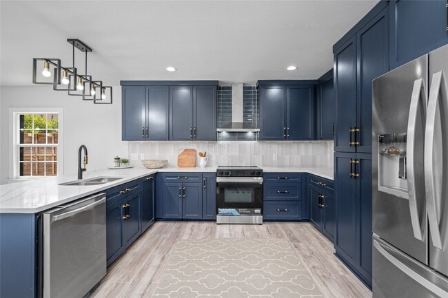 Building Photo - 6935 Palmetto St