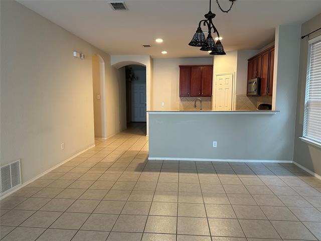 Foto del edificio - 5733 Pebble Ridge Dr