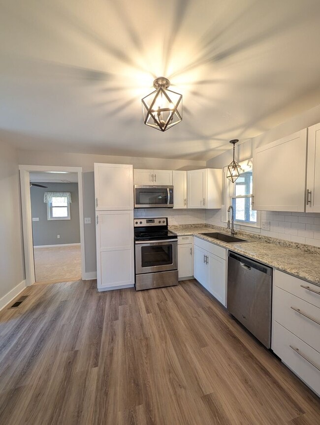 Foto del edificio - Fletcher Rental! Newly Renovated