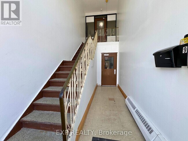 Photo du bâtiment - 6049-6049 Culp St