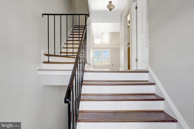 Foto del edificio - 8070 Powderbrook Ln