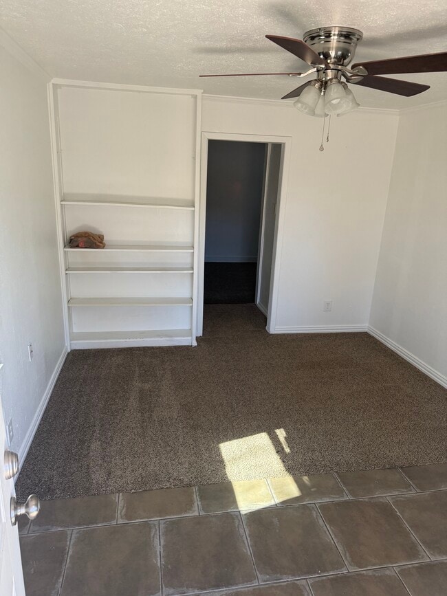 Foto del edificio - 710 Storey Ave